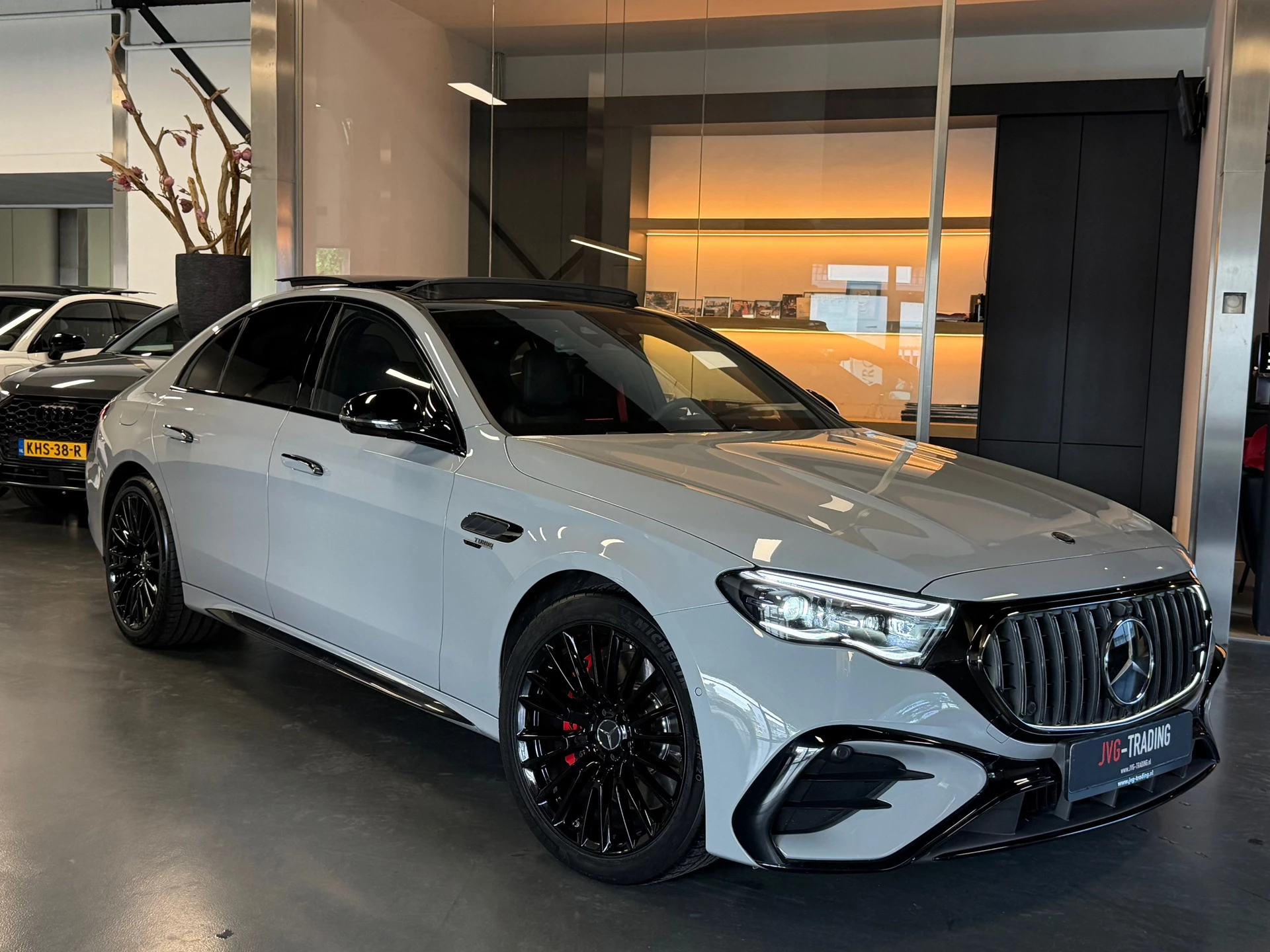 Hoofdafbeelding Mercedes-Benz E-Klasse