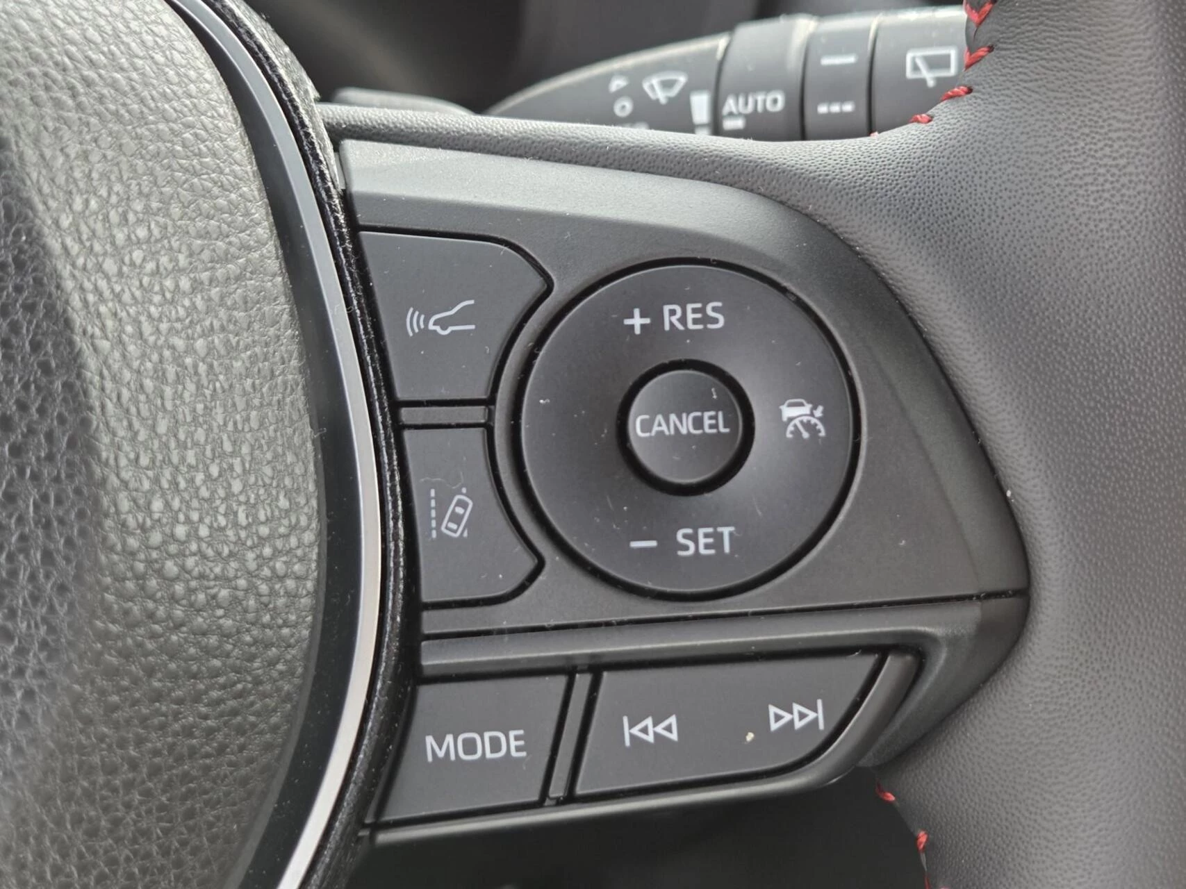 Hoofdafbeelding Suzuki Across