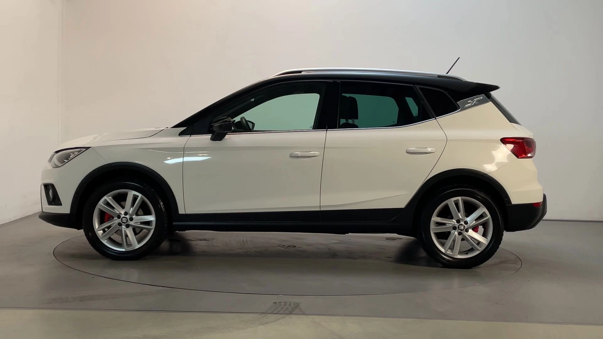 Hoofdafbeelding SEAT Arona