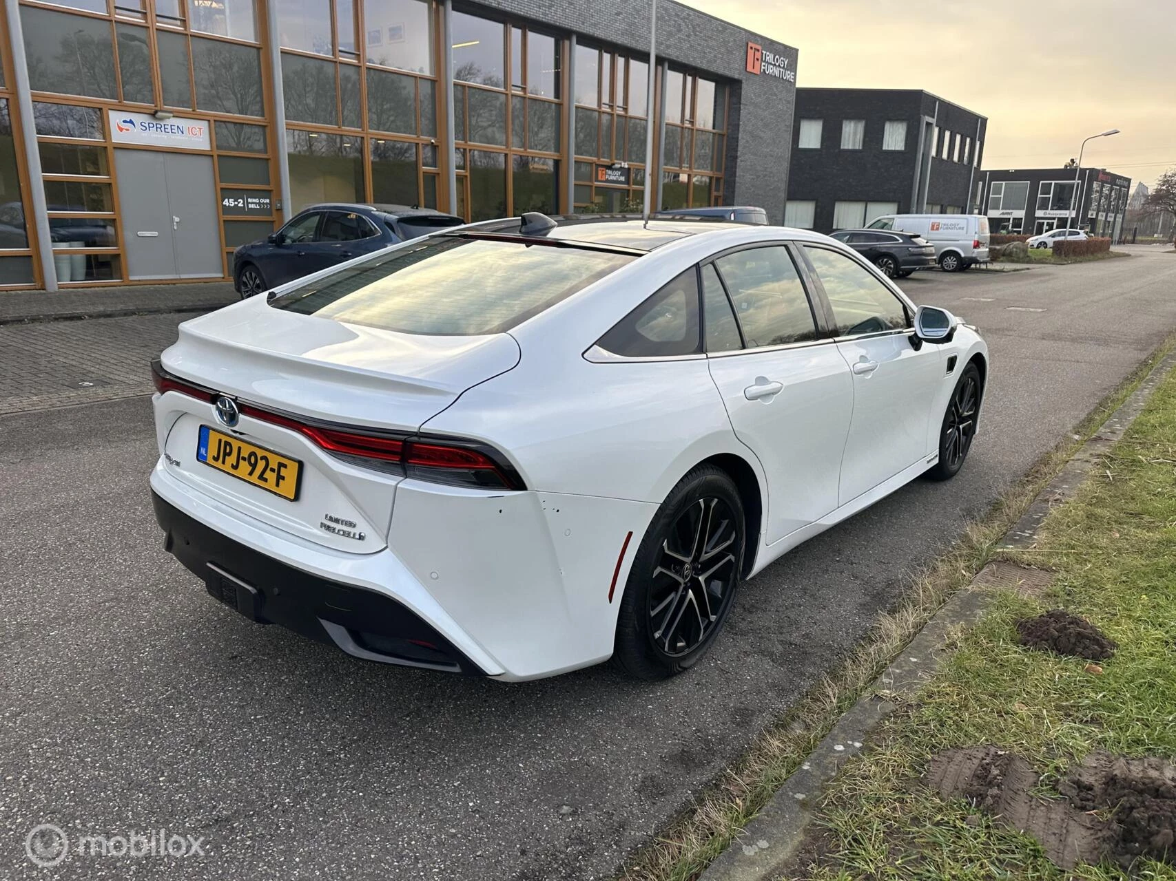Hoofdafbeelding Toyota Mirai