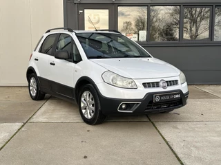 Hoofdafbeelding Fiat Sedici Fiat Sedici 1.6 16V Young 5-Deurs Airco Trekhaak Lichtmetaal