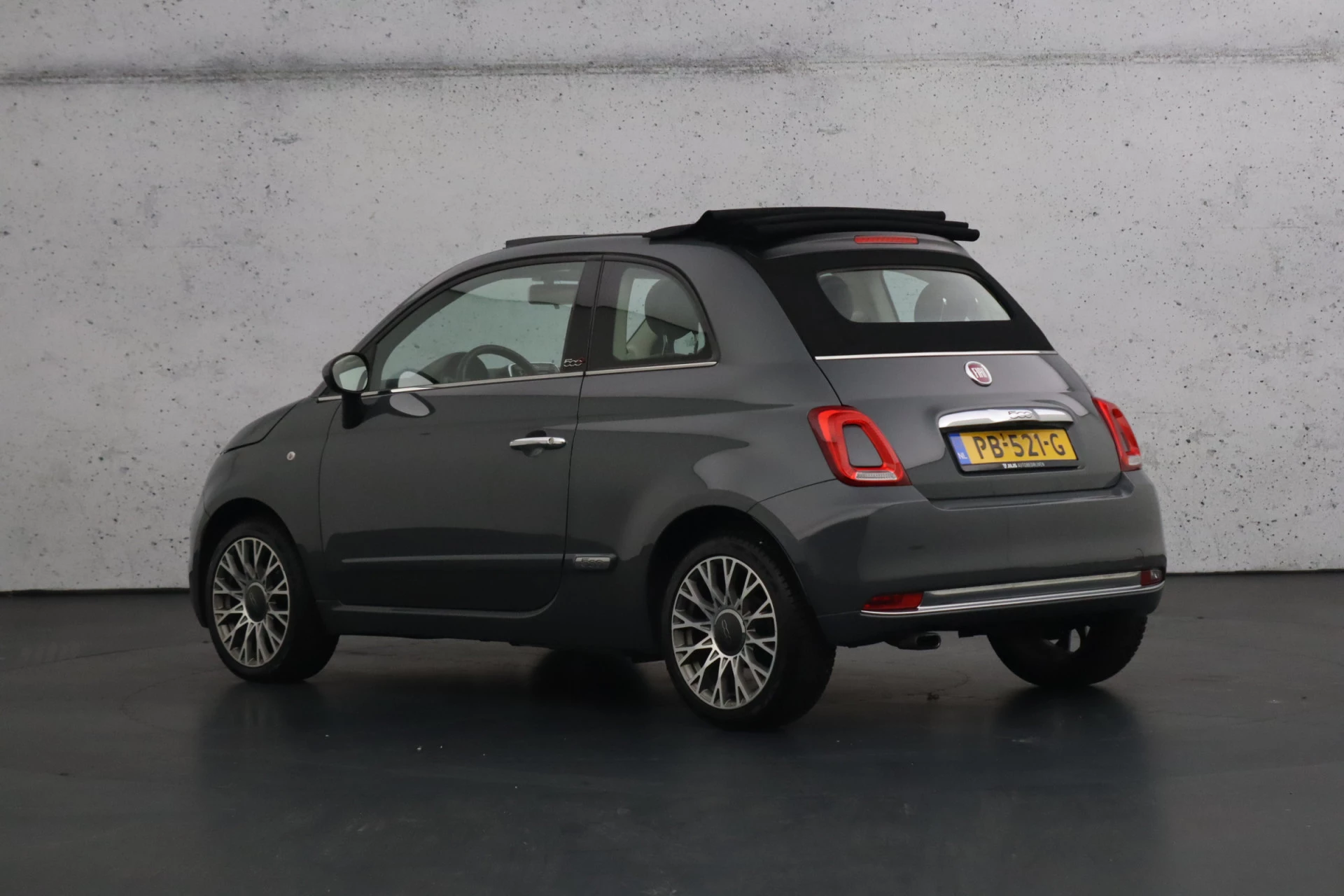 Hoofdafbeelding Fiat 500C