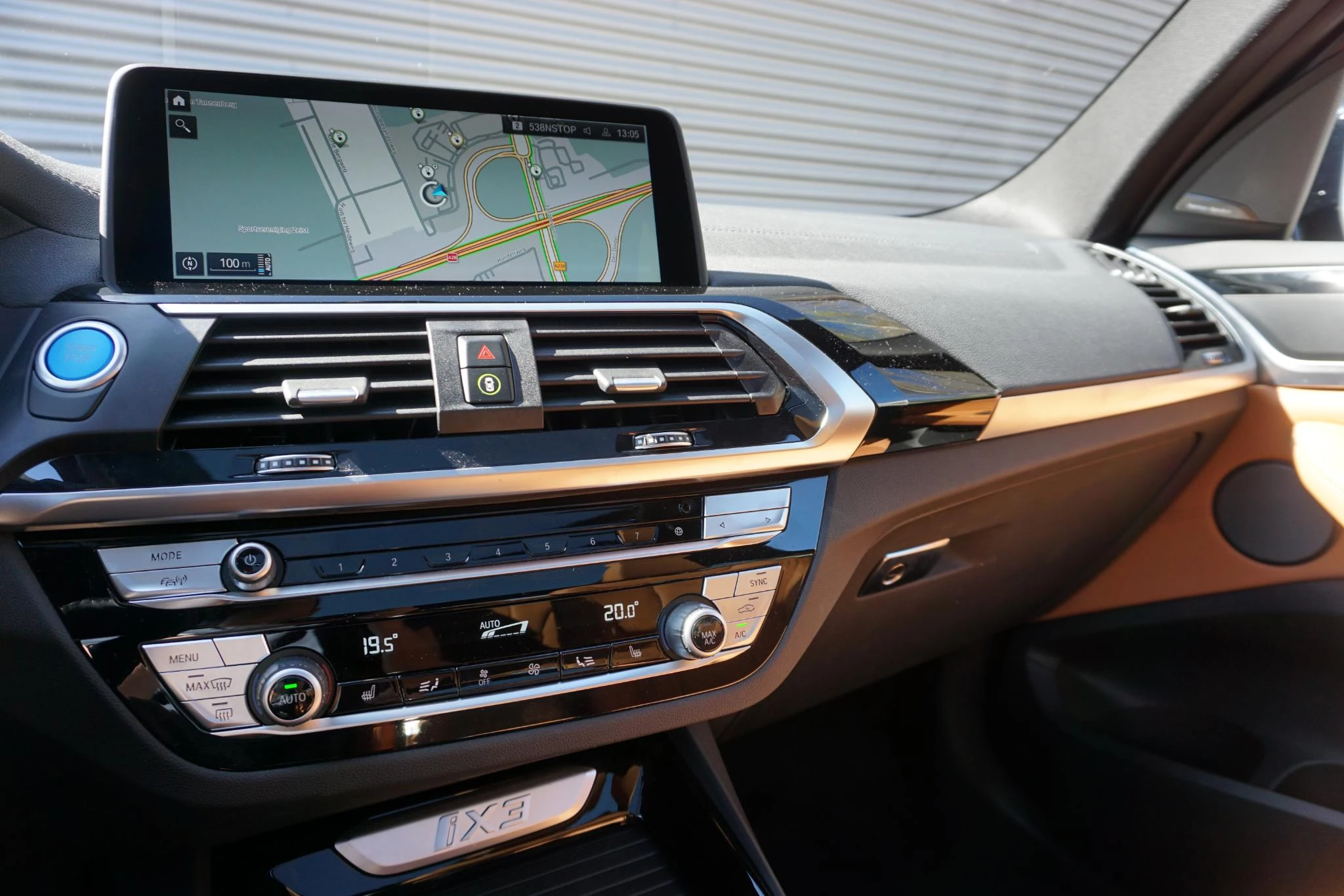 Hoofdafbeelding BMW iX3