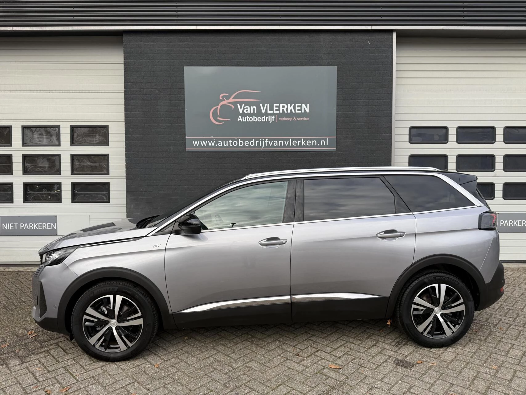 Hoofdafbeelding Peugeot 5008