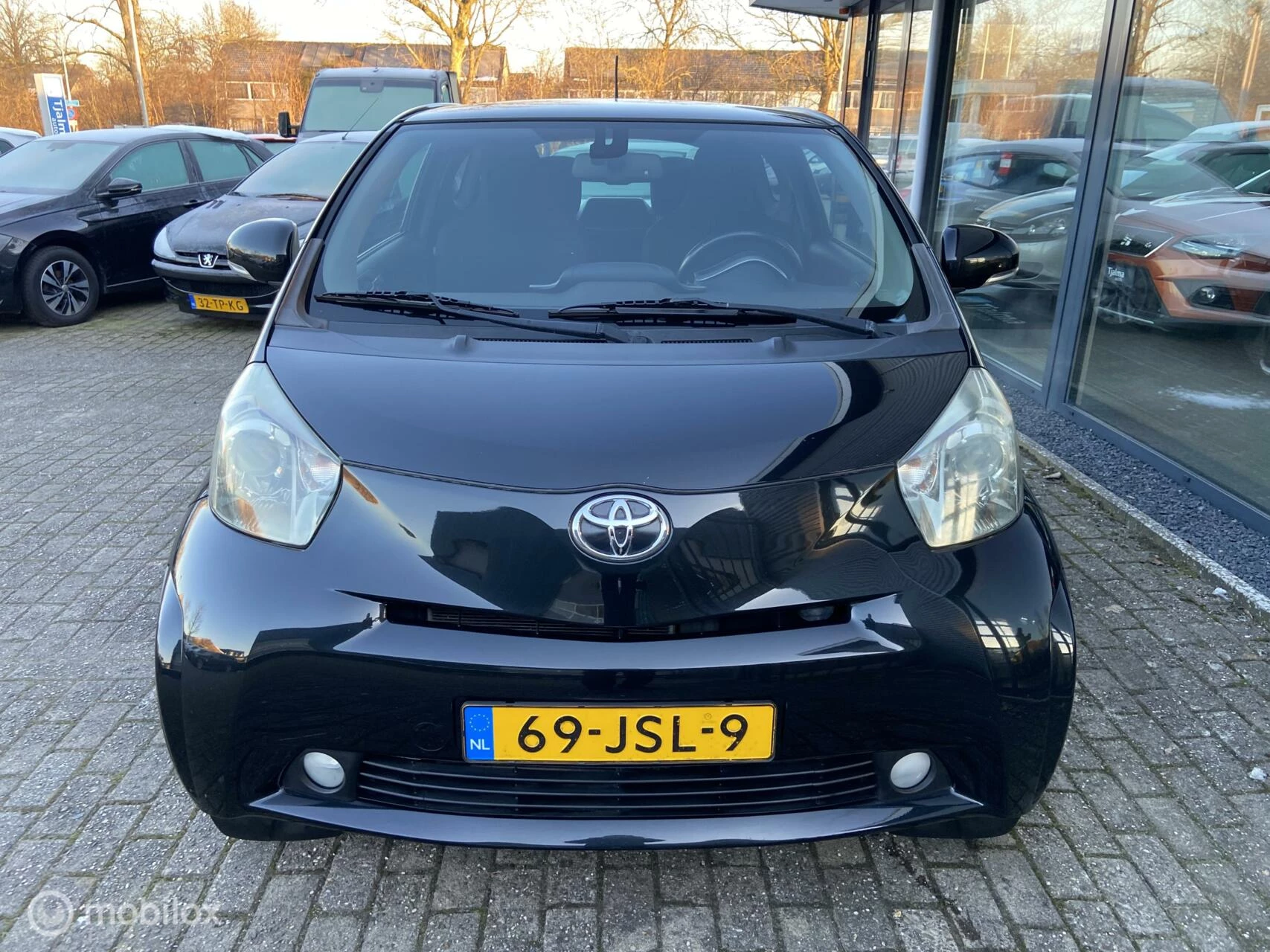 Hoofdafbeelding Toyota iQ