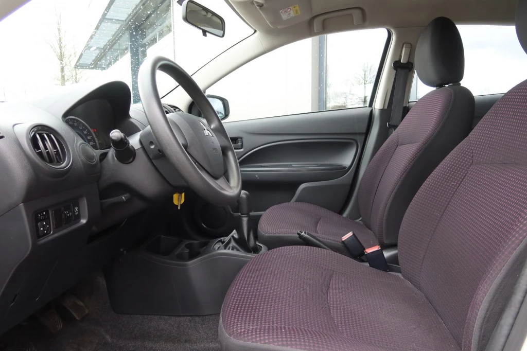 Hoofdafbeelding Mitsubishi Space Star