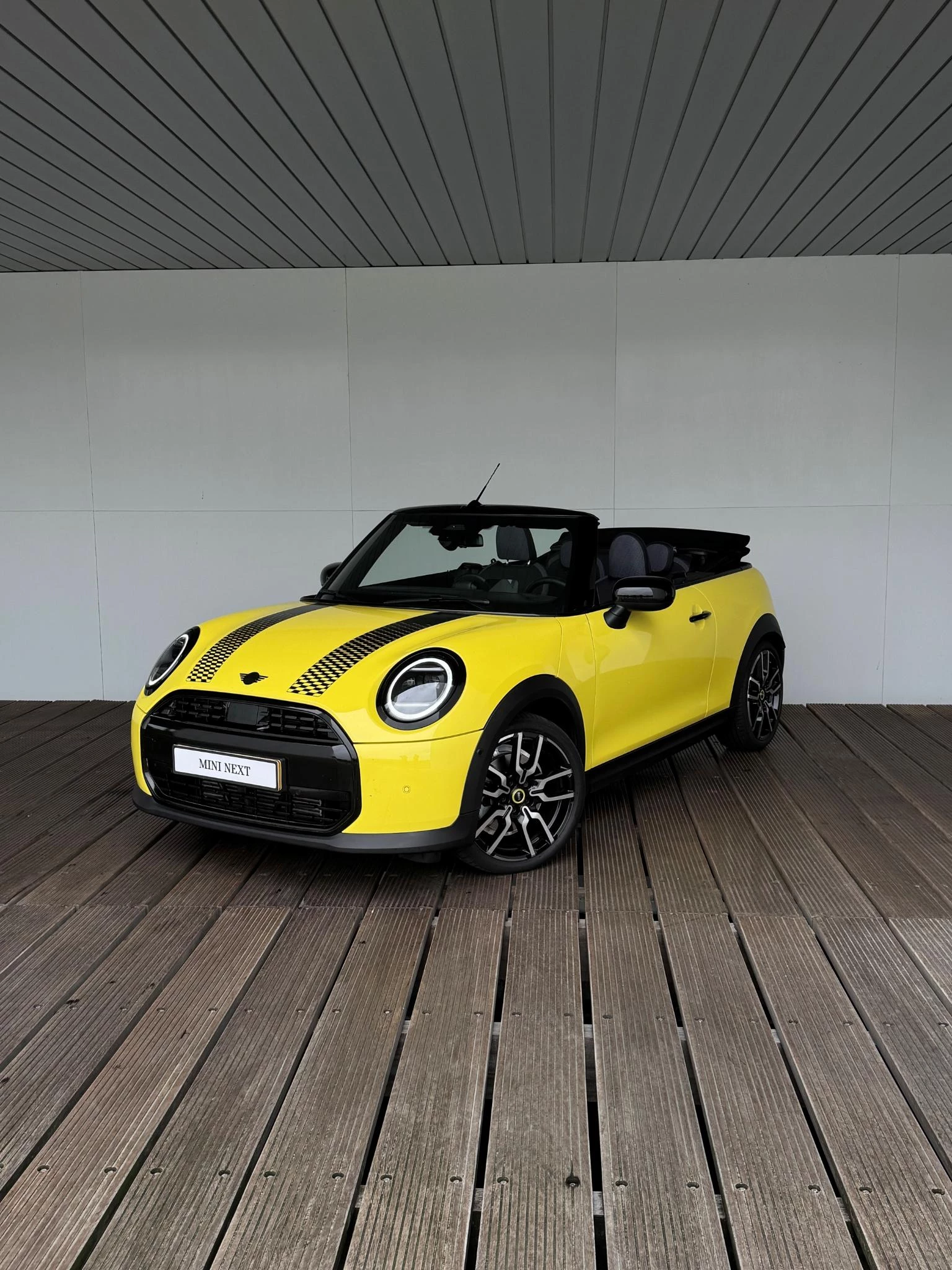 Hoofdafbeelding MINI Cabrio