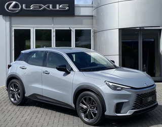 Hoofdafbeelding Lexus LBX Lexus LBX Elegant 2WD TECH PACK STOELVERWARMING KEYLESS ELEK-KOFFERKLEP BLIND-SPOT