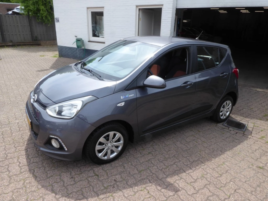 Hoofdafbeelding Hyundai i10