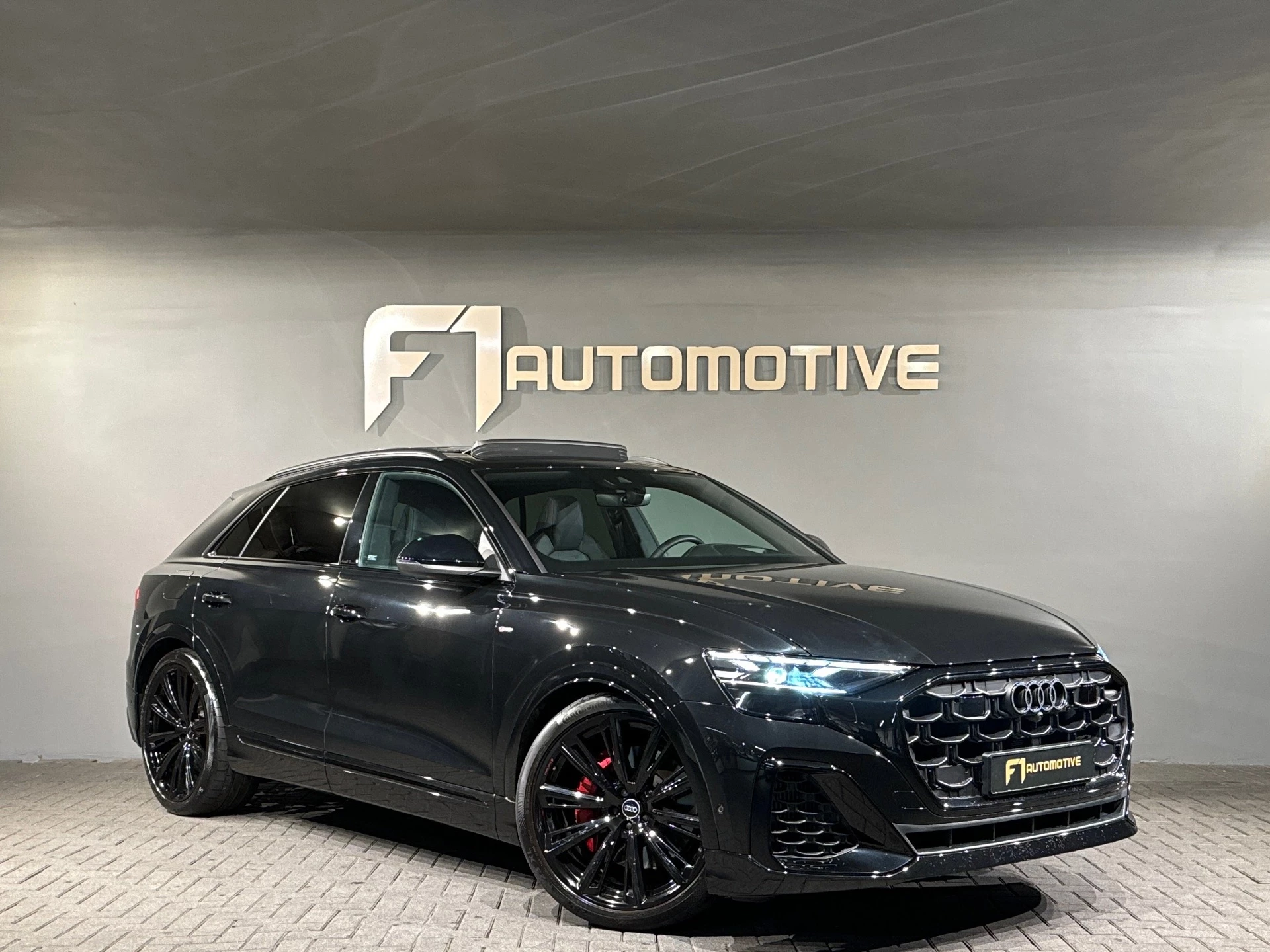 Hoofdafbeelding Audi Q8