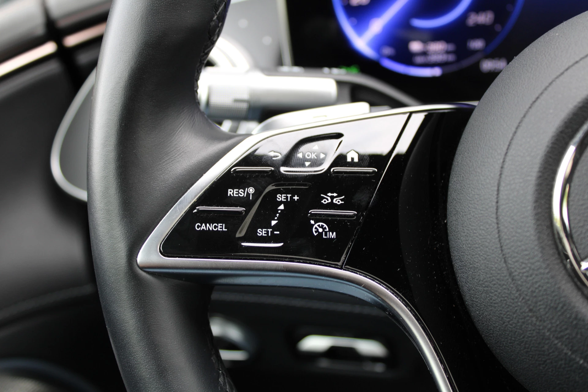 Hoofdafbeelding Mercedes-Benz EQS