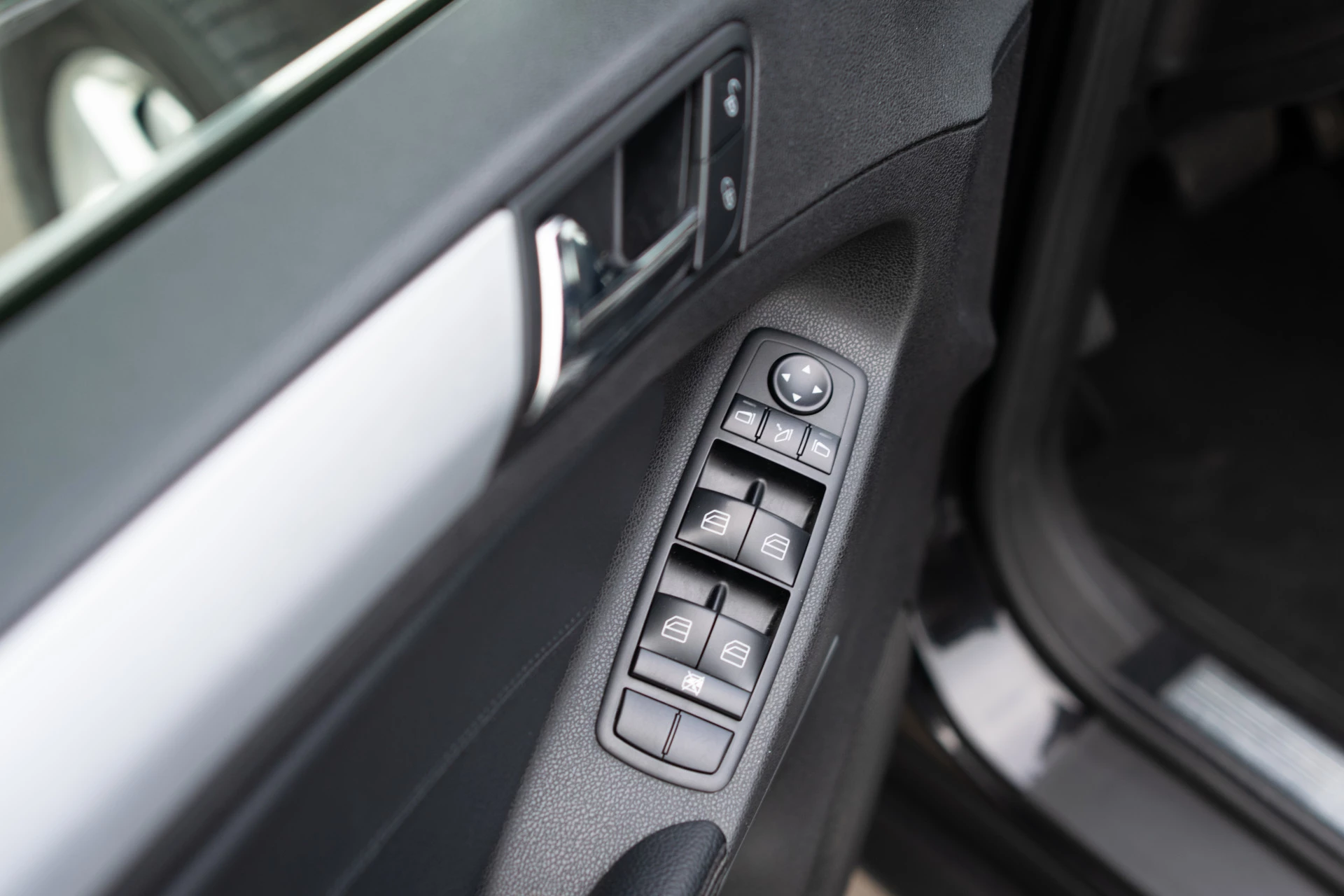 Hoofdafbeelding Mercedes-Benz M-Klasse
