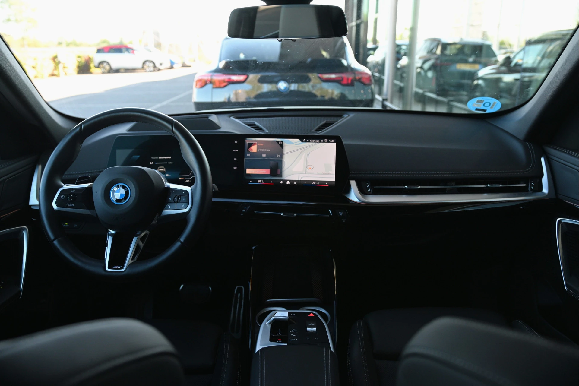Hoofdafbeelding BMW iX1