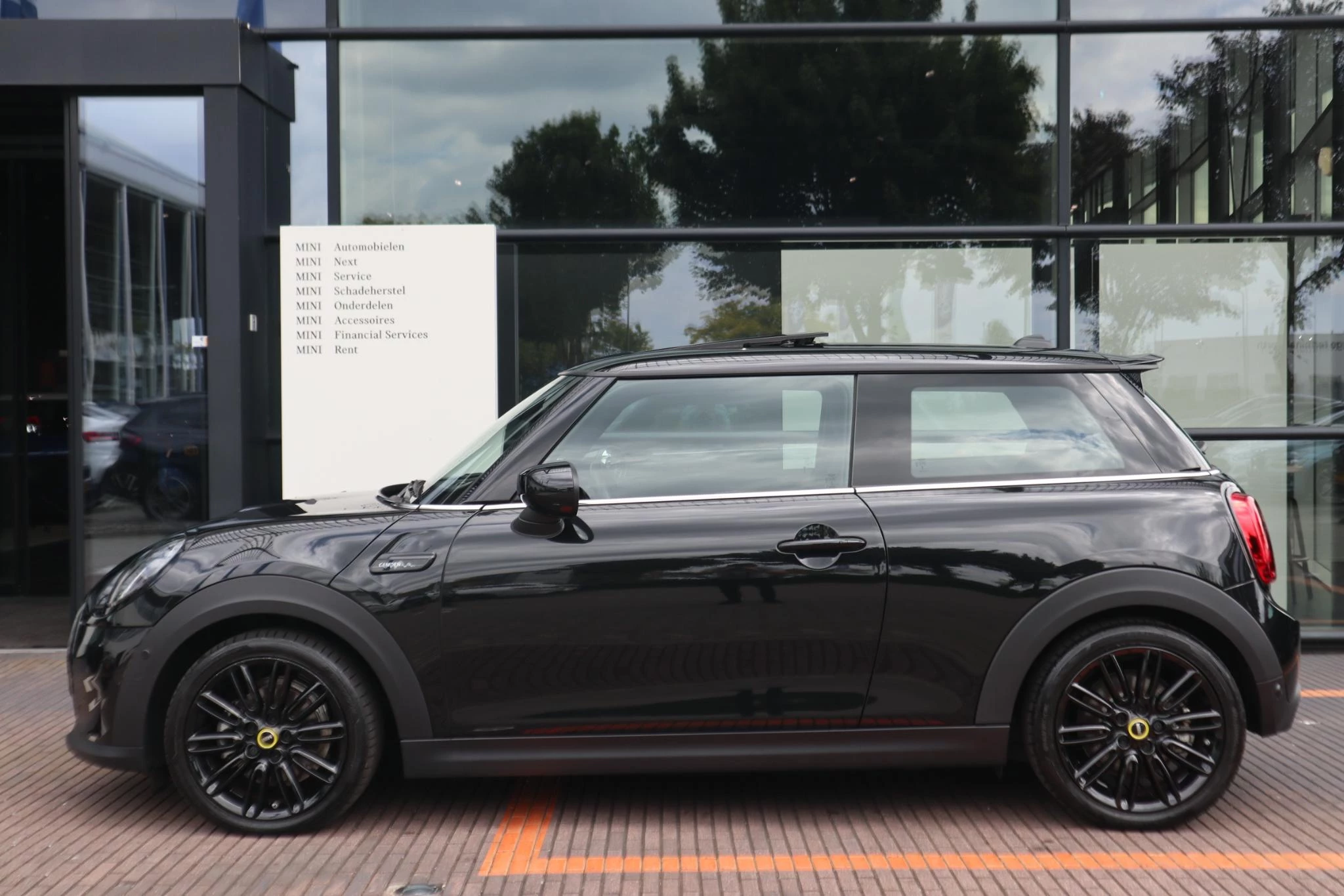Hoofdafbeelding MINI Electric