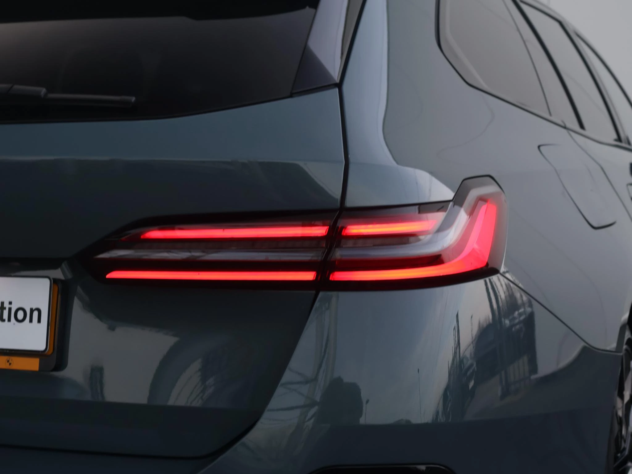 Hoofdafbeelding BMW i5