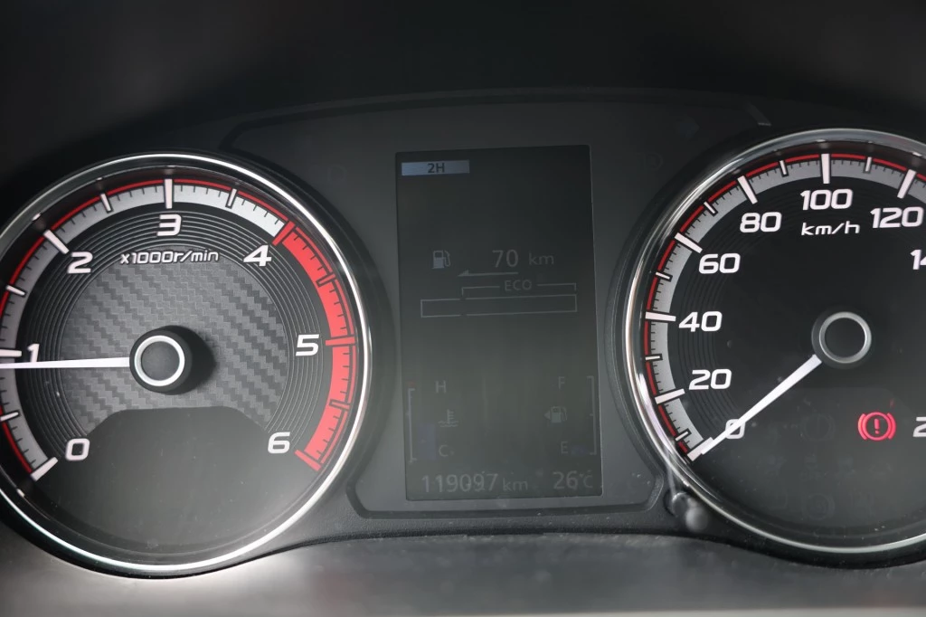 Hoofdafbeelding Mitsubishi L200