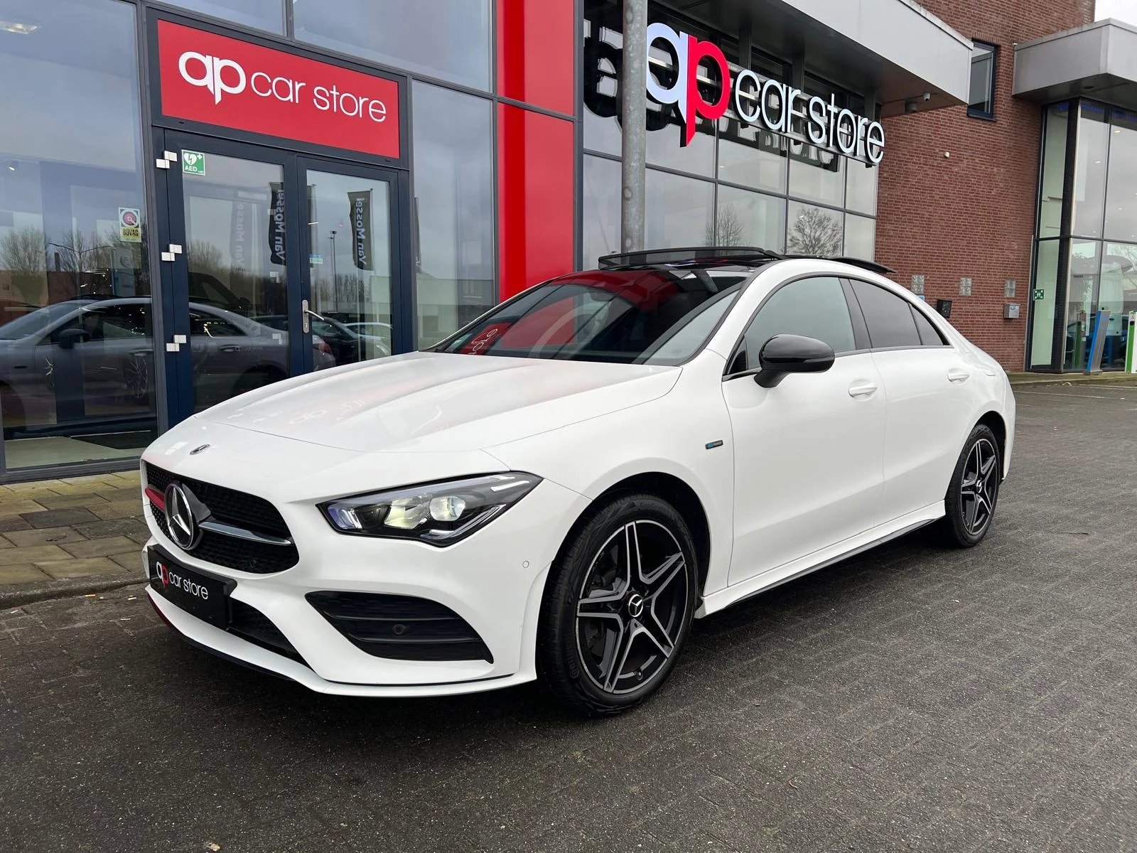 Hoofdafbeelding Mercedes-Benz CLA