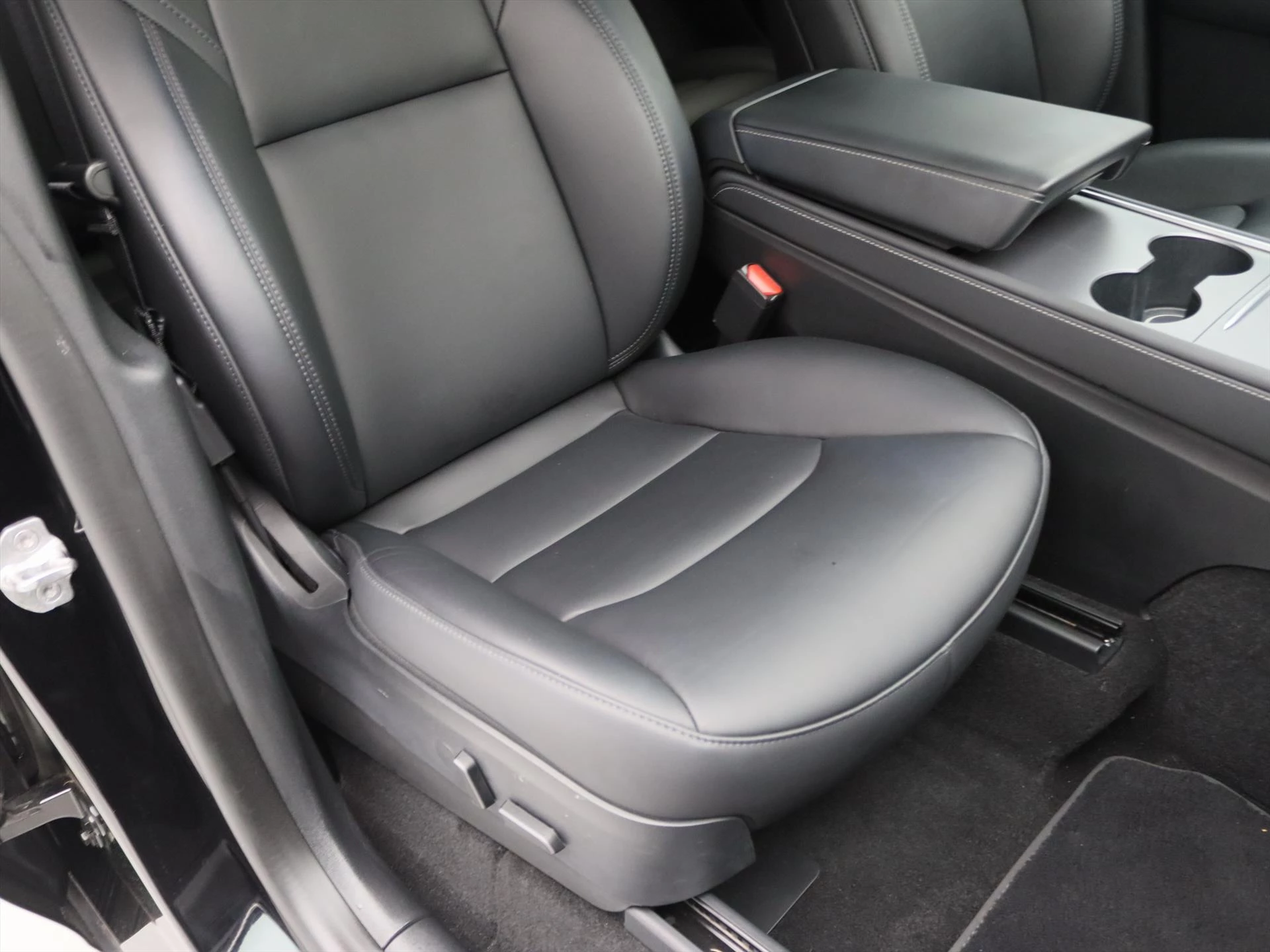 Hoofdafbeelding Tesla Model Y