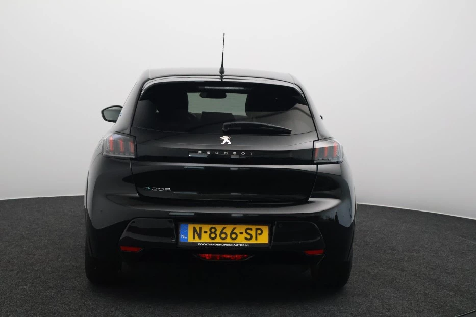 Hoofdafbeelding Peugeot e-208
