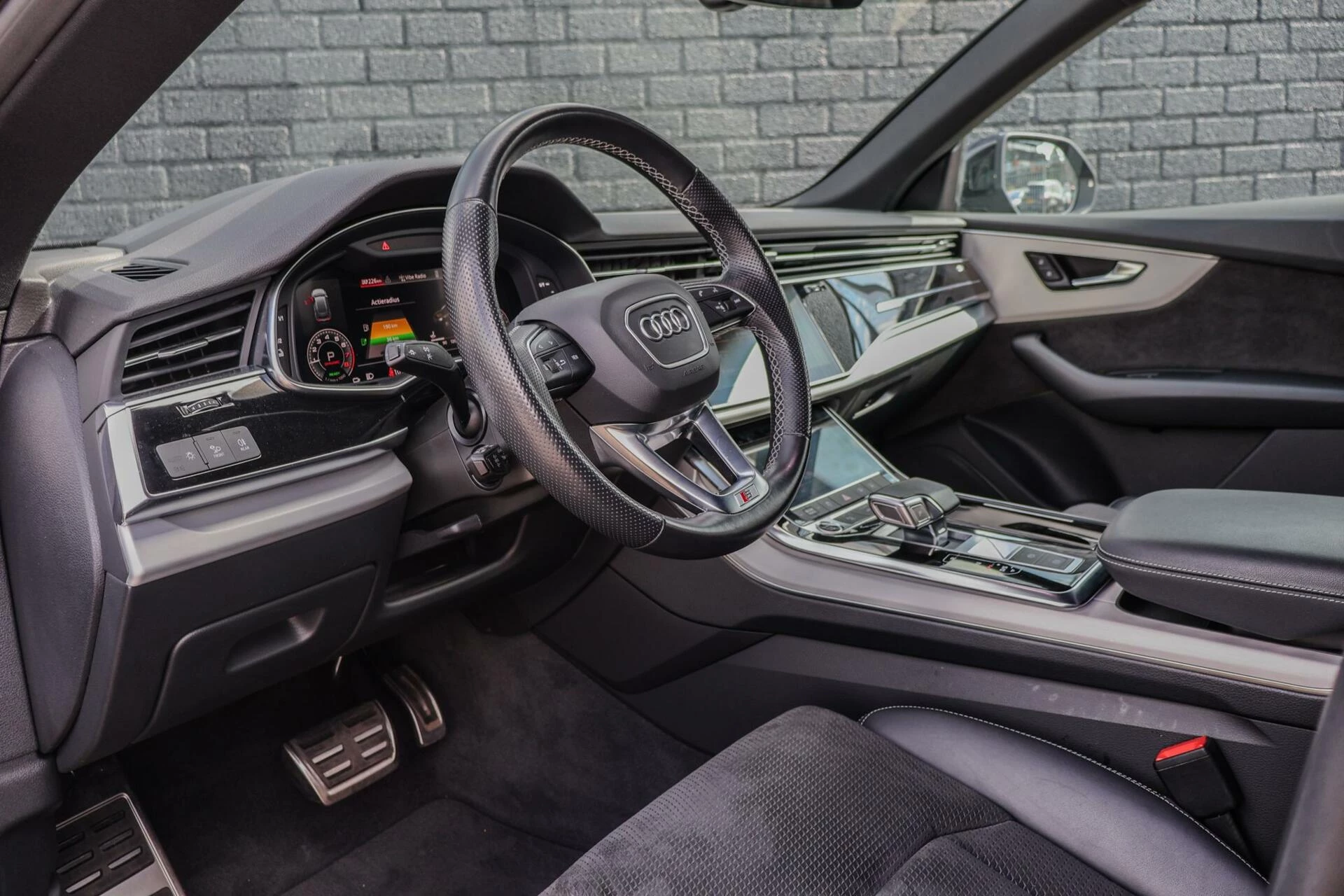 Hoofdafbeelding Audi Q8