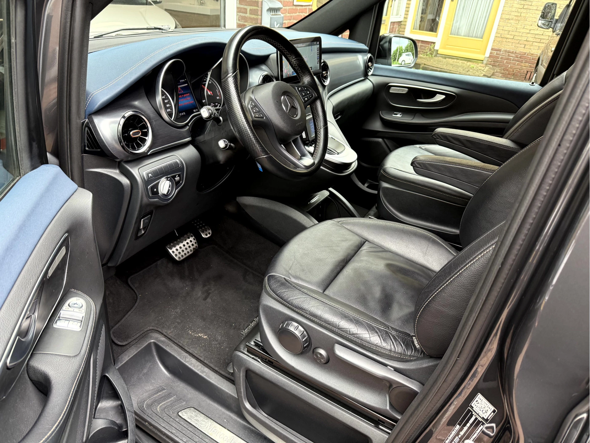 Hoofdafbeelding Mercedes-Benz EQV