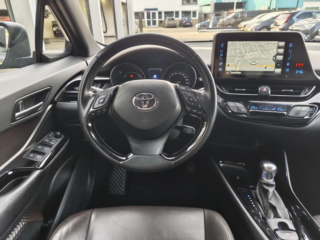 Hoofdafbeelding Toyota C-HR