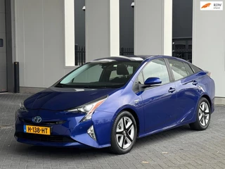 Toyota Prius 1.8 AUTOMAAT Dynamic, achteruitrijcamera, navigatie, adaptief cruise controle, stoelverwarming