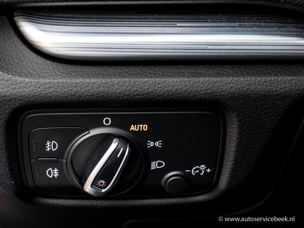 Hoofdafbeelding Audi Cabriolet