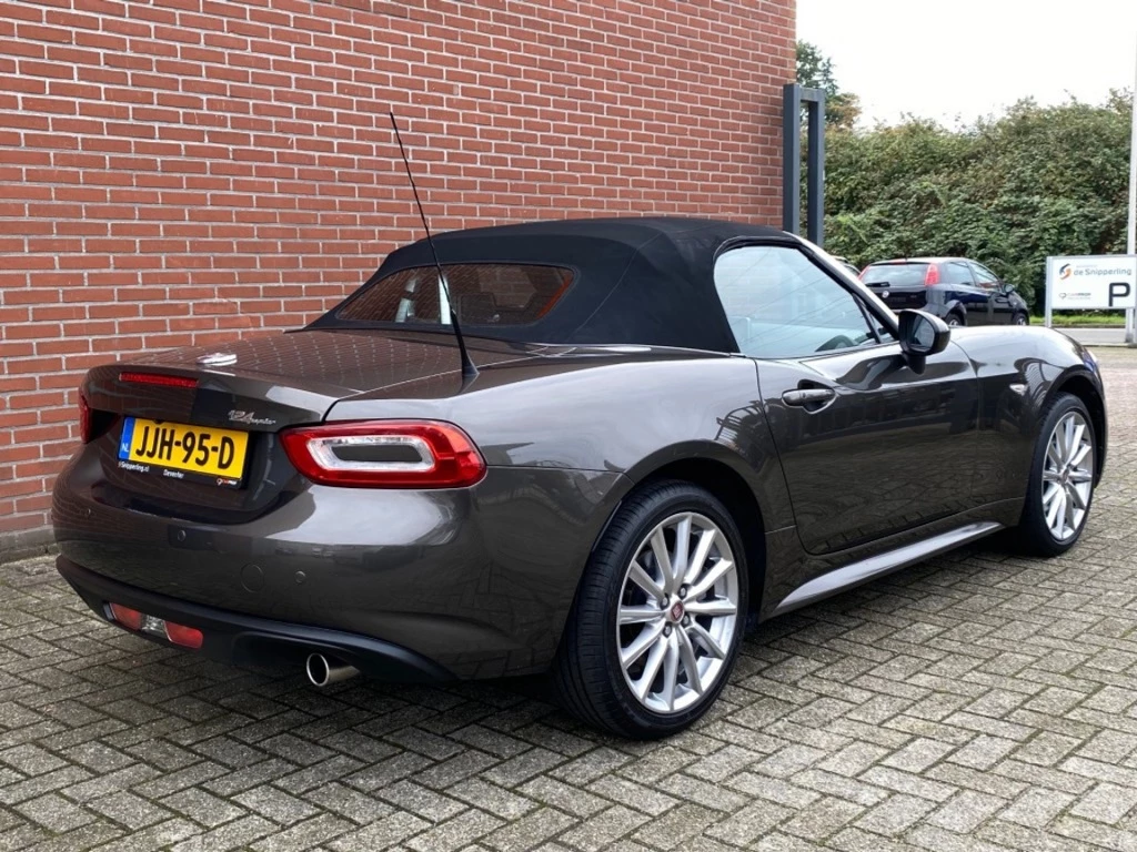 Hoofdafbeelding Fiat 124 Spider