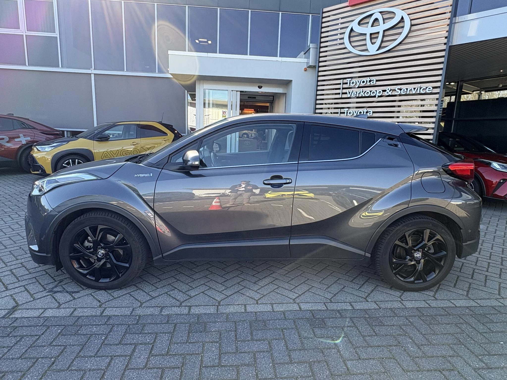 Hoofdafbeelding Toyota C-HR