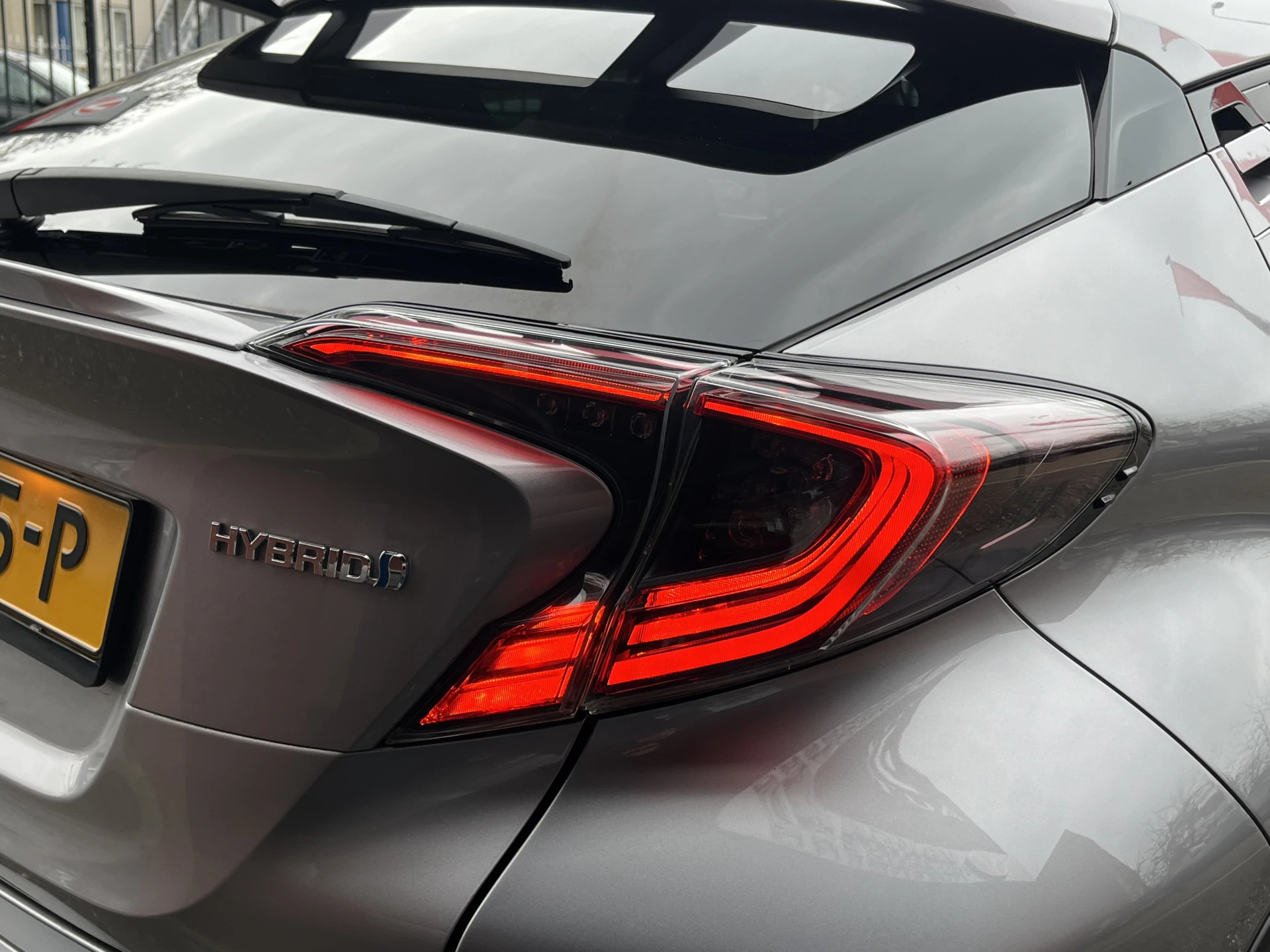 Hoofdafbeelding Toyota C-HR