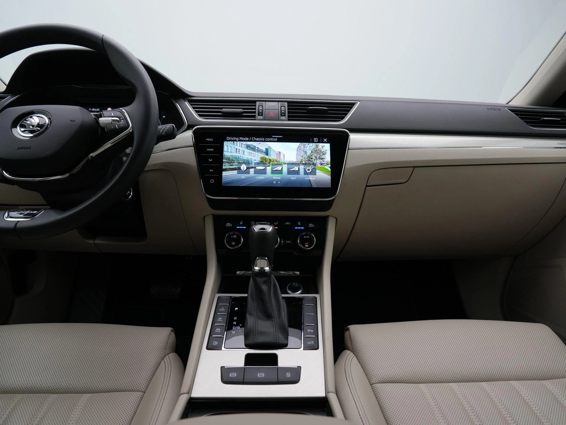 Hoofdafbeelding Škoda Superb