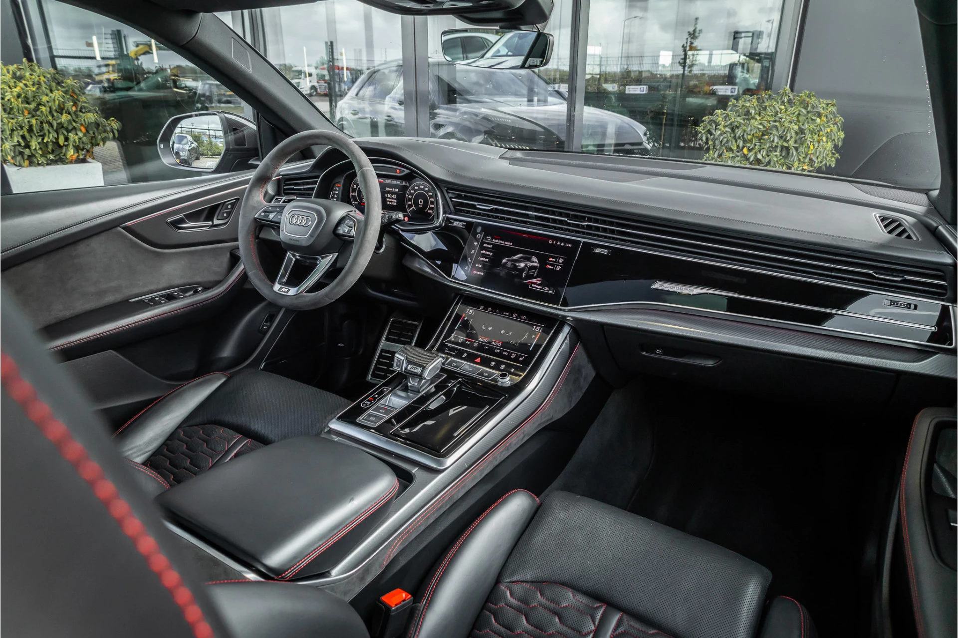Hoofdafbeelding Audi RSQ8