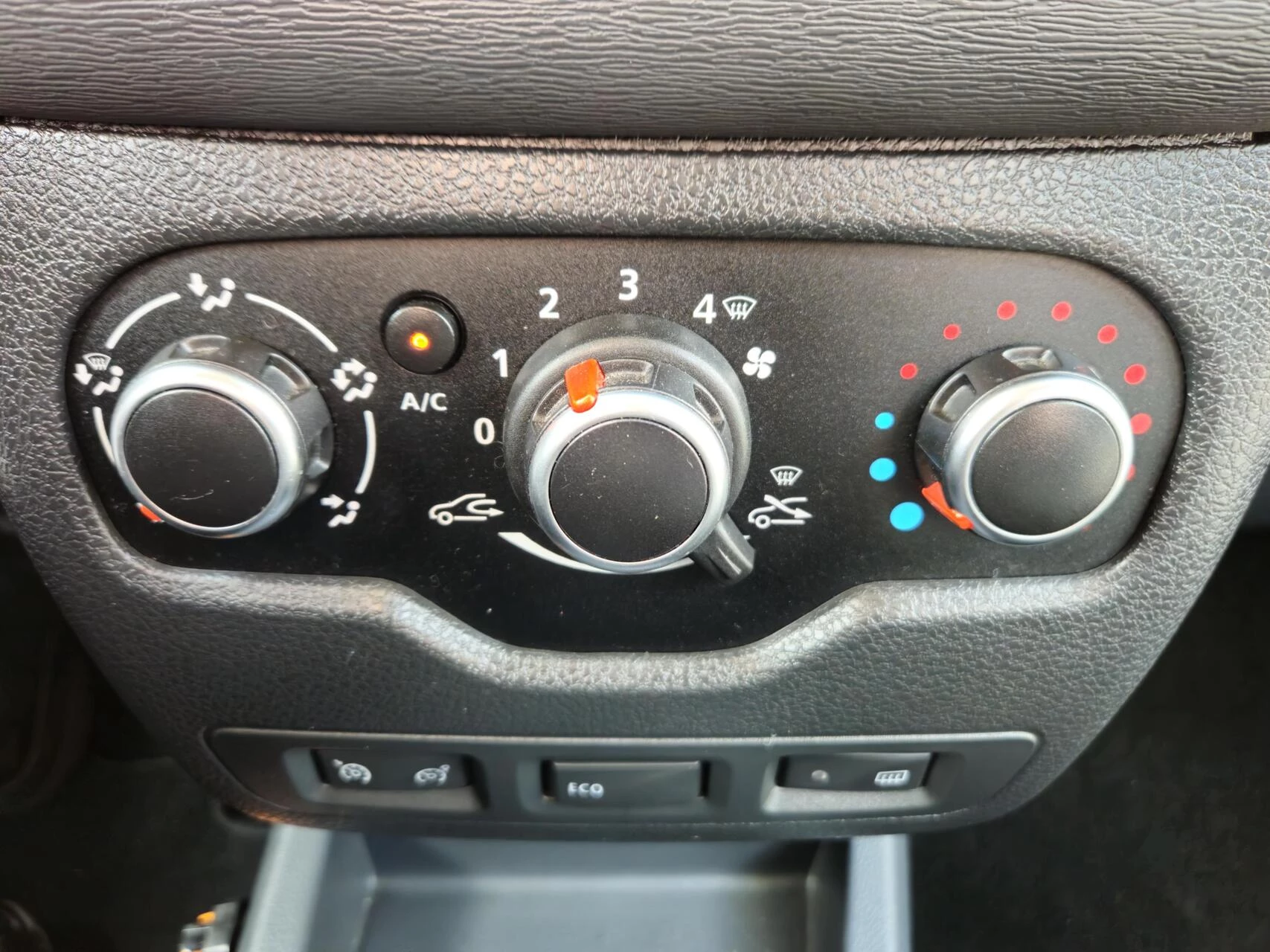 Hoofdafbeelding Dacia Dokker