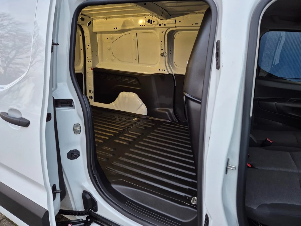 Hoofdafbeelding Peugeot Partner