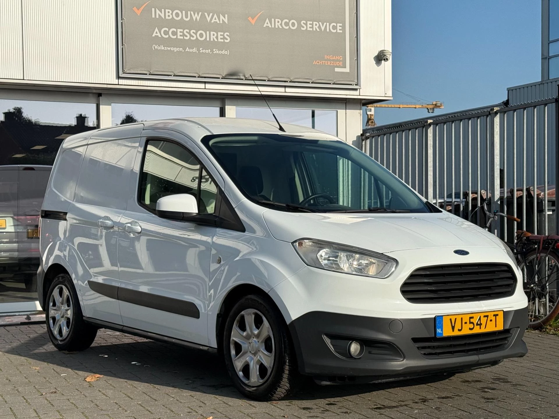 Hoofdafbeelding Ford Transit Courier