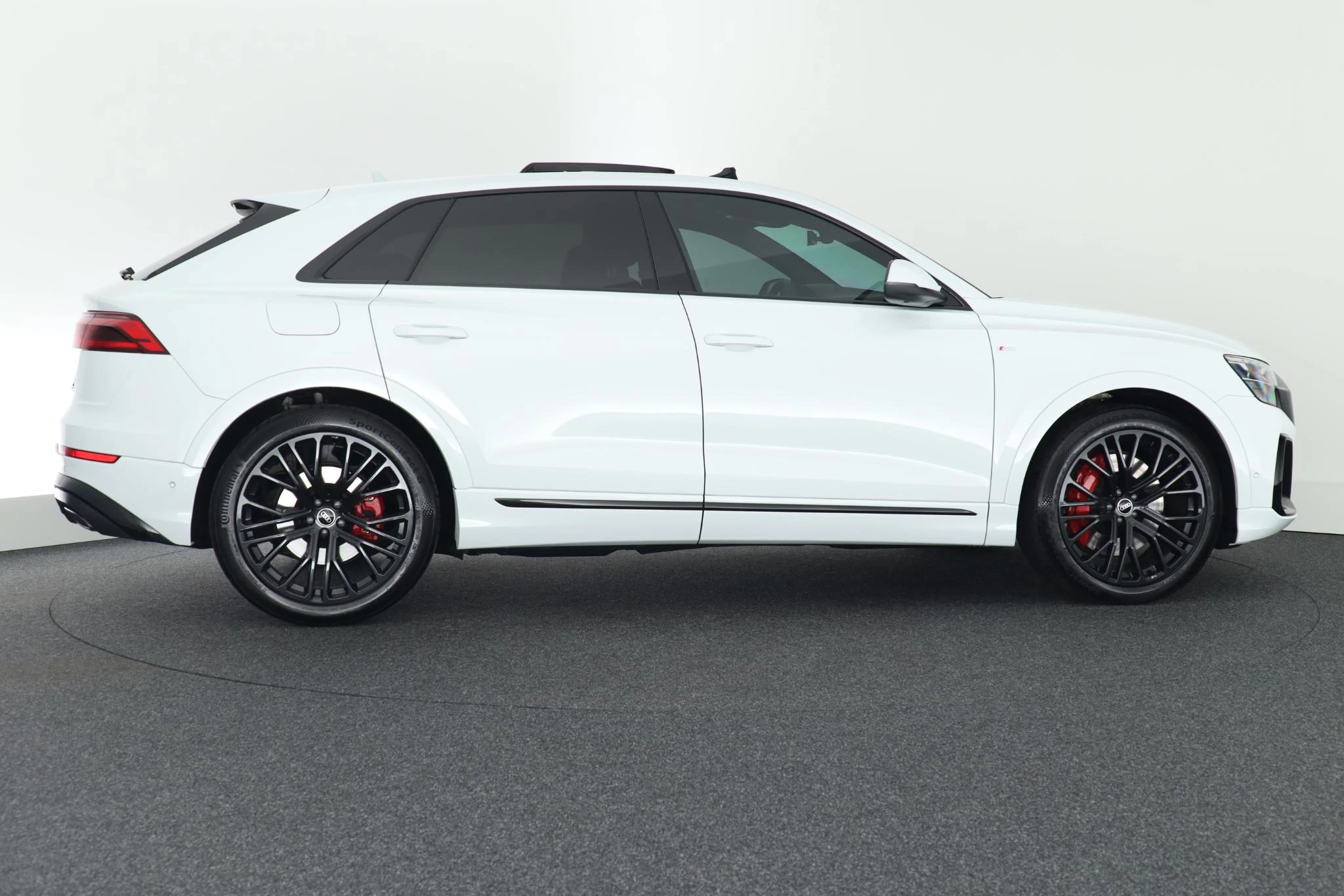 Hoofdafbeelding Audi Q8