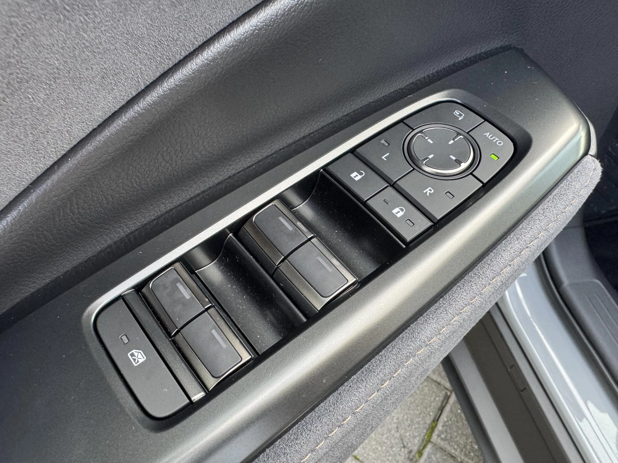 Hoofdafbeelding Lexus LBX