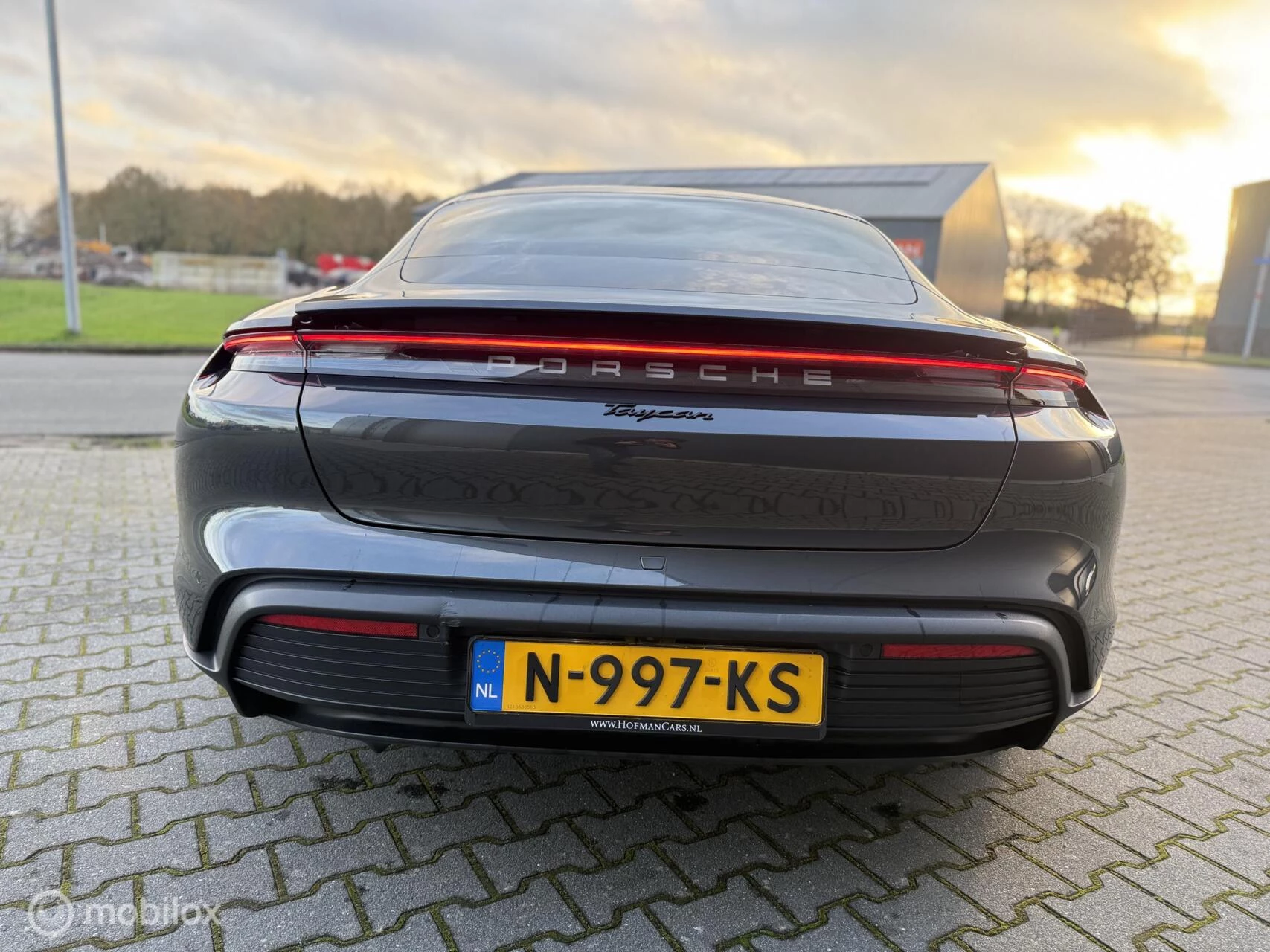 Hoofdafbeelding Porsche Taycan