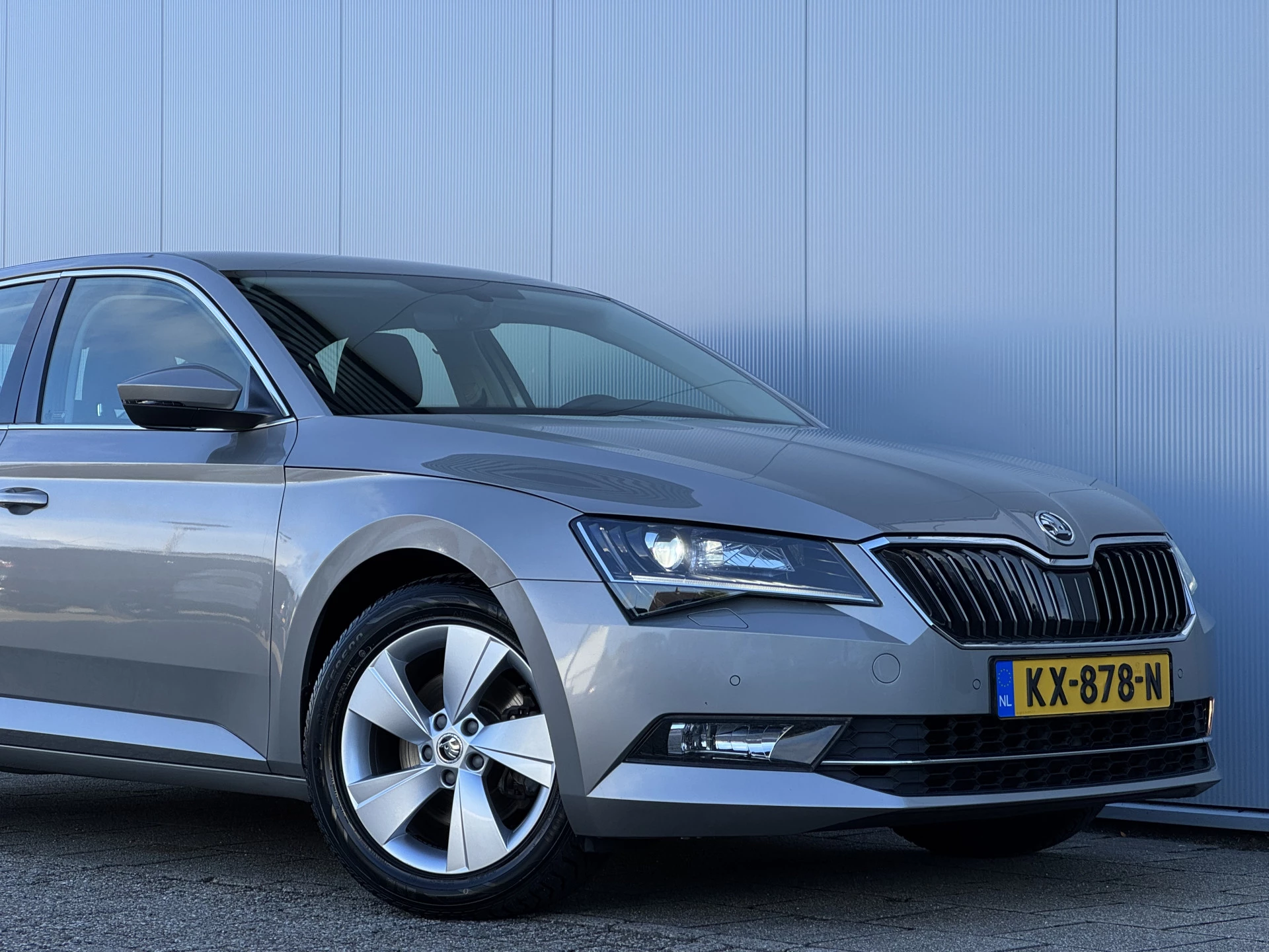 Hoofdafbeelding Škoda Superb