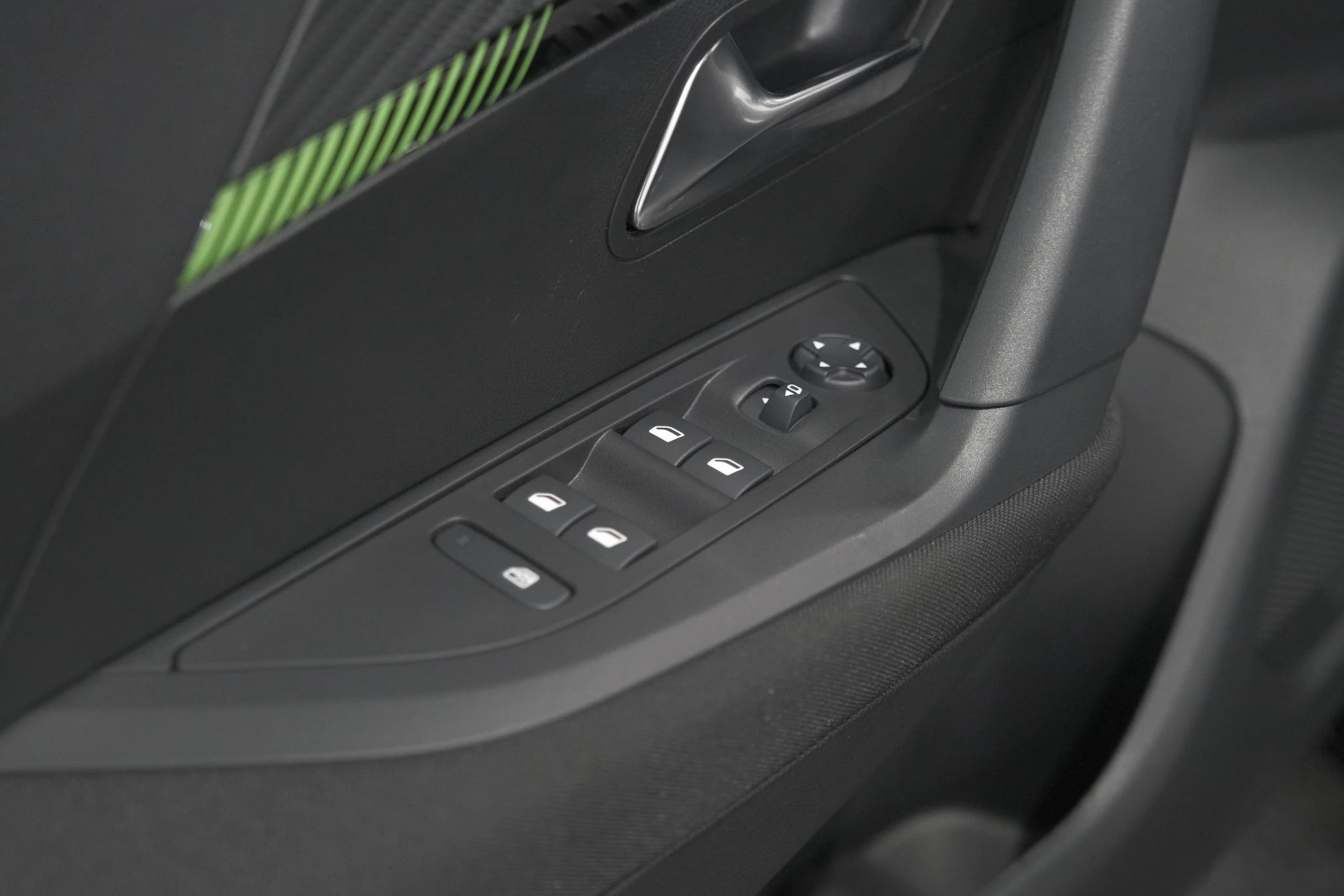 Hoofdafbeelding Peugeot e-2008