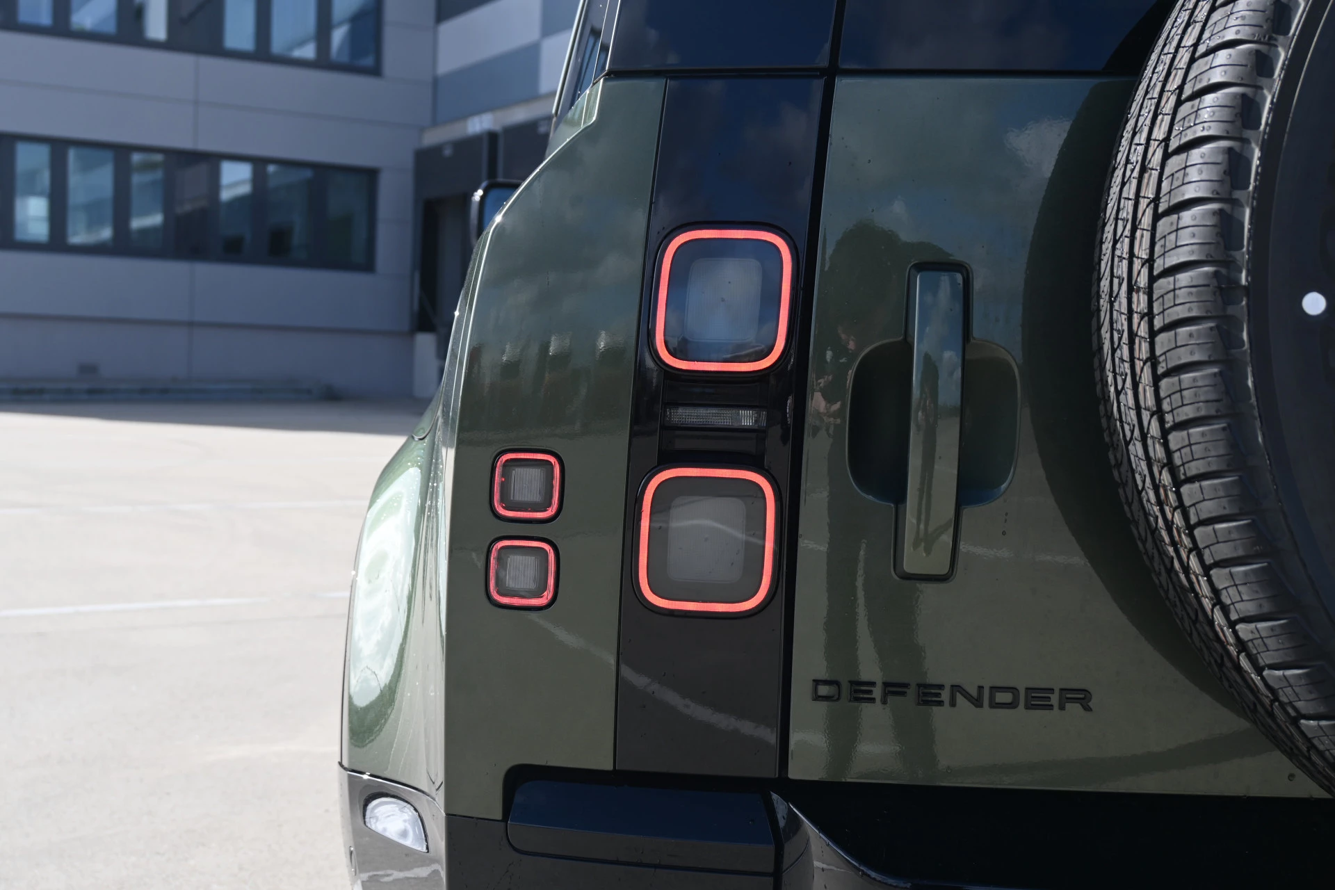 Hoofdafbeelding Land Rover Defender