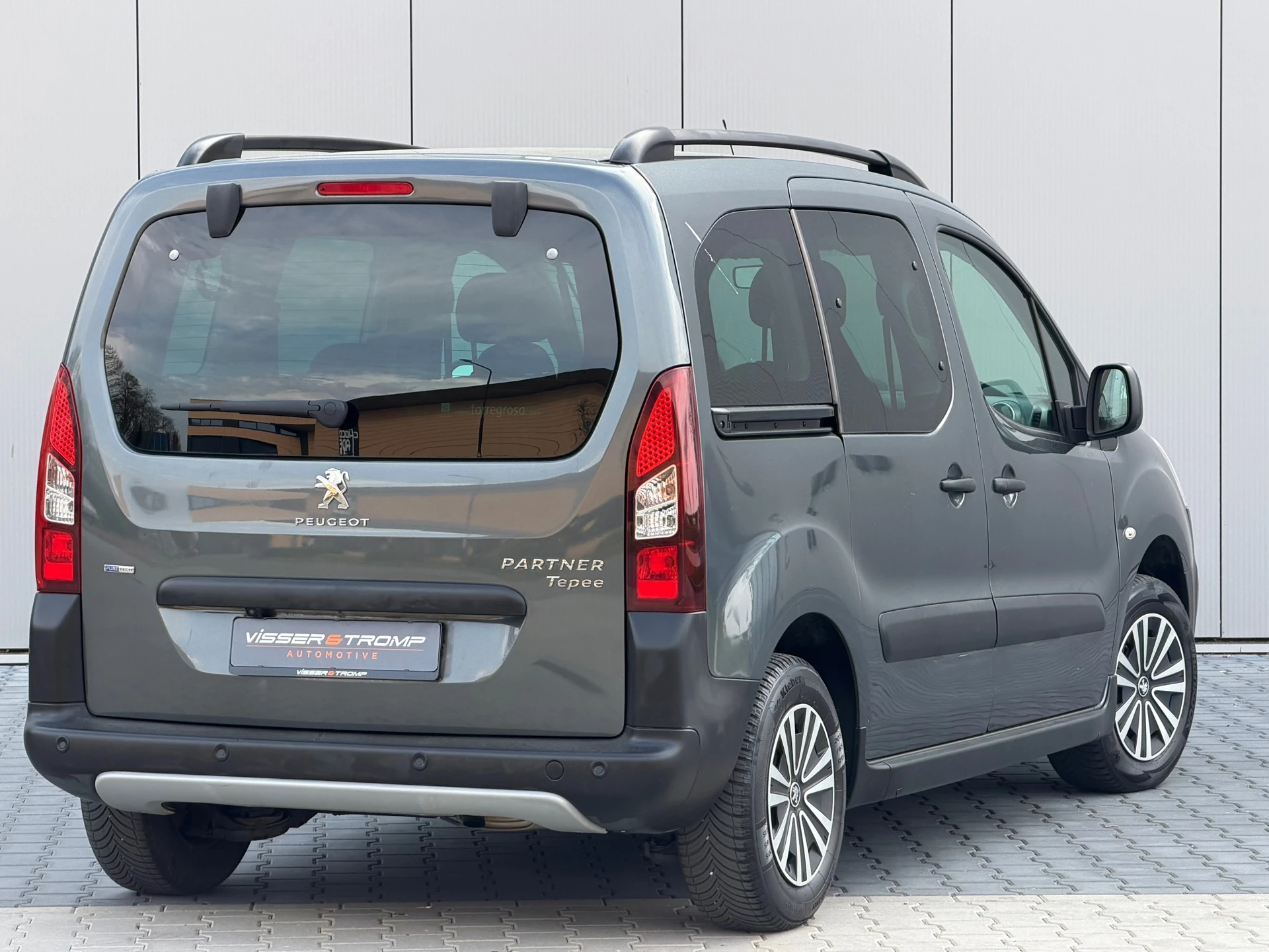 Hoofdafbeelding Peugeot Partner