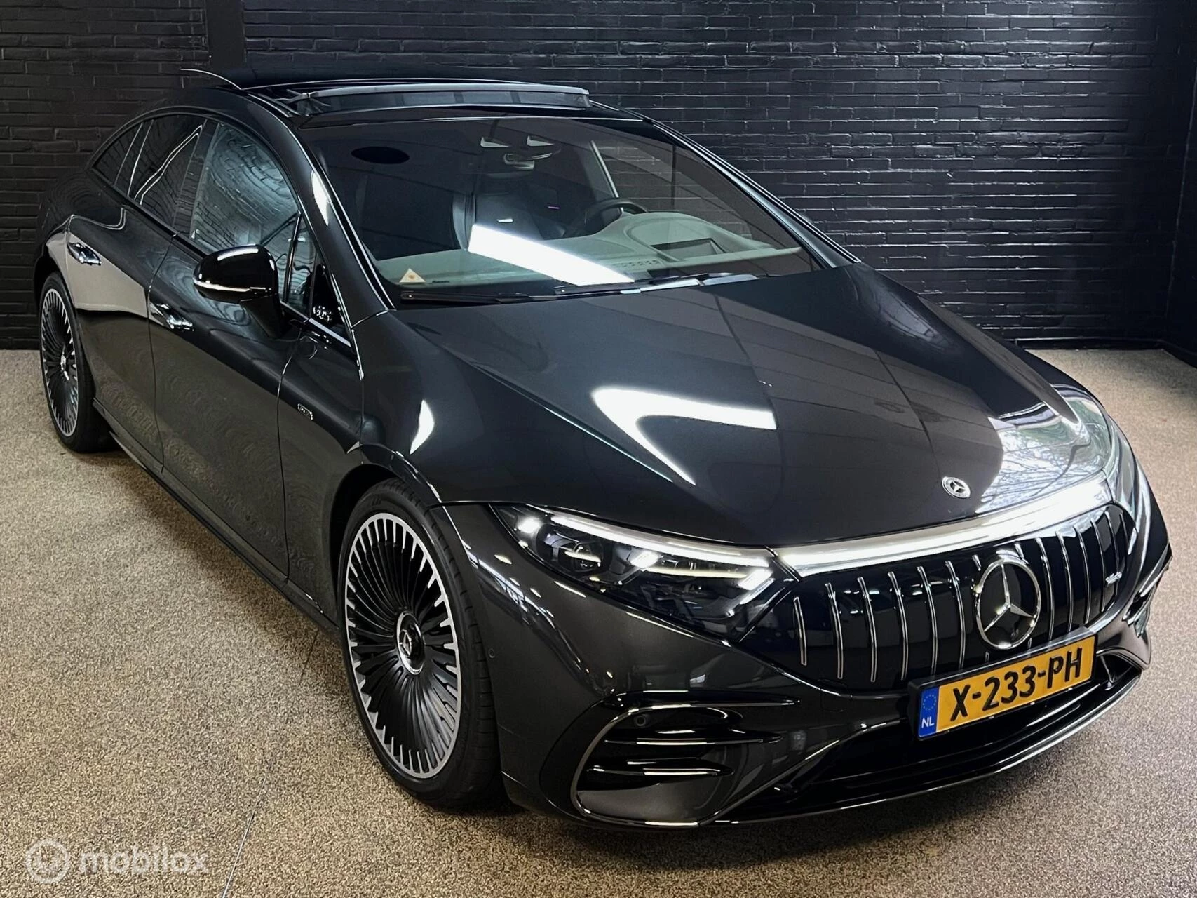 Hoofdafbeelding Mercedes-Benz EQS