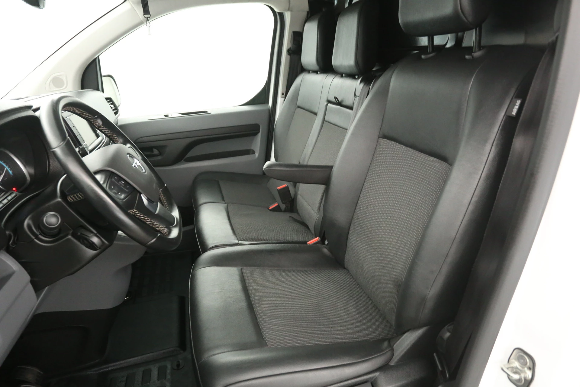 Hoofdafbeelding Opel Vivaro-e