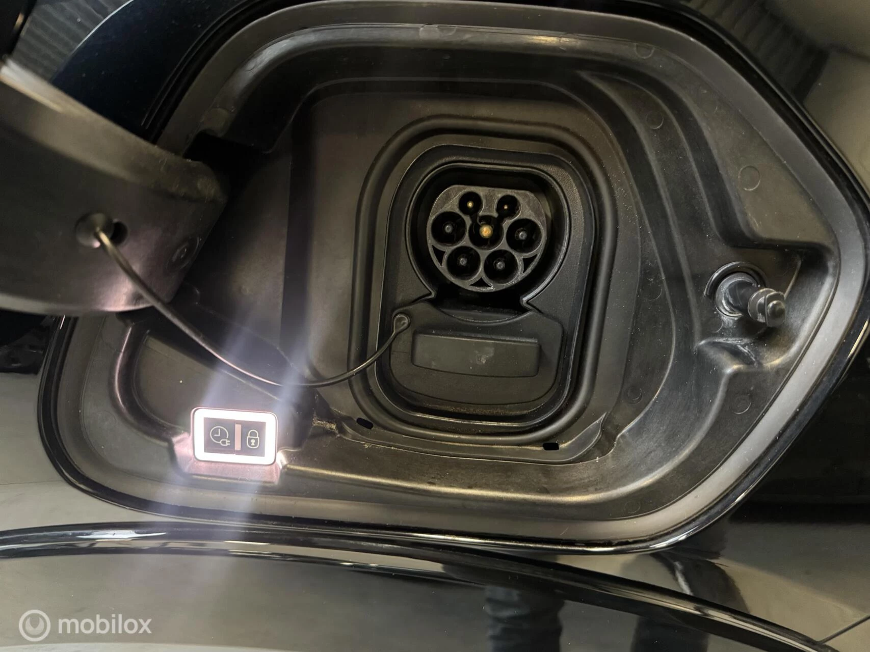 Hoofdafbeelding Peugeot e-208