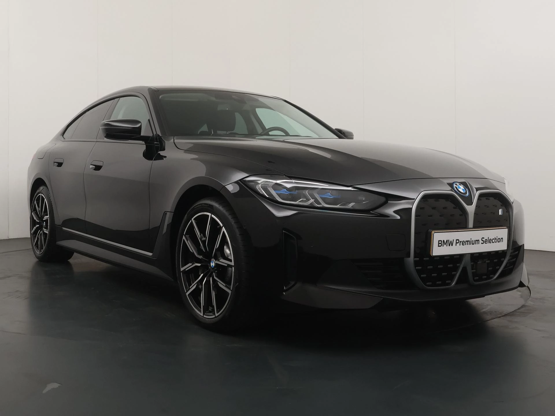 Hoofdafbeelding BMW i4