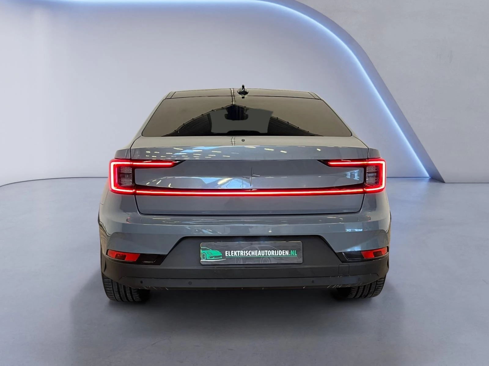 Hoofdafbeelding Polestar 2