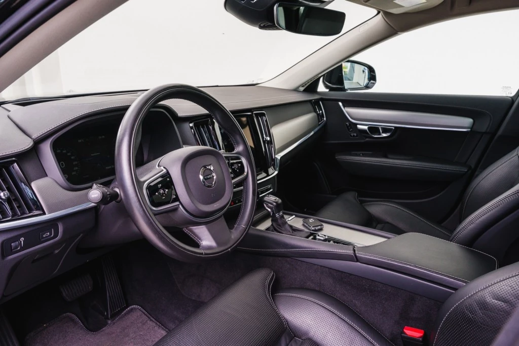 Hoofdafbeelding Volvo V90