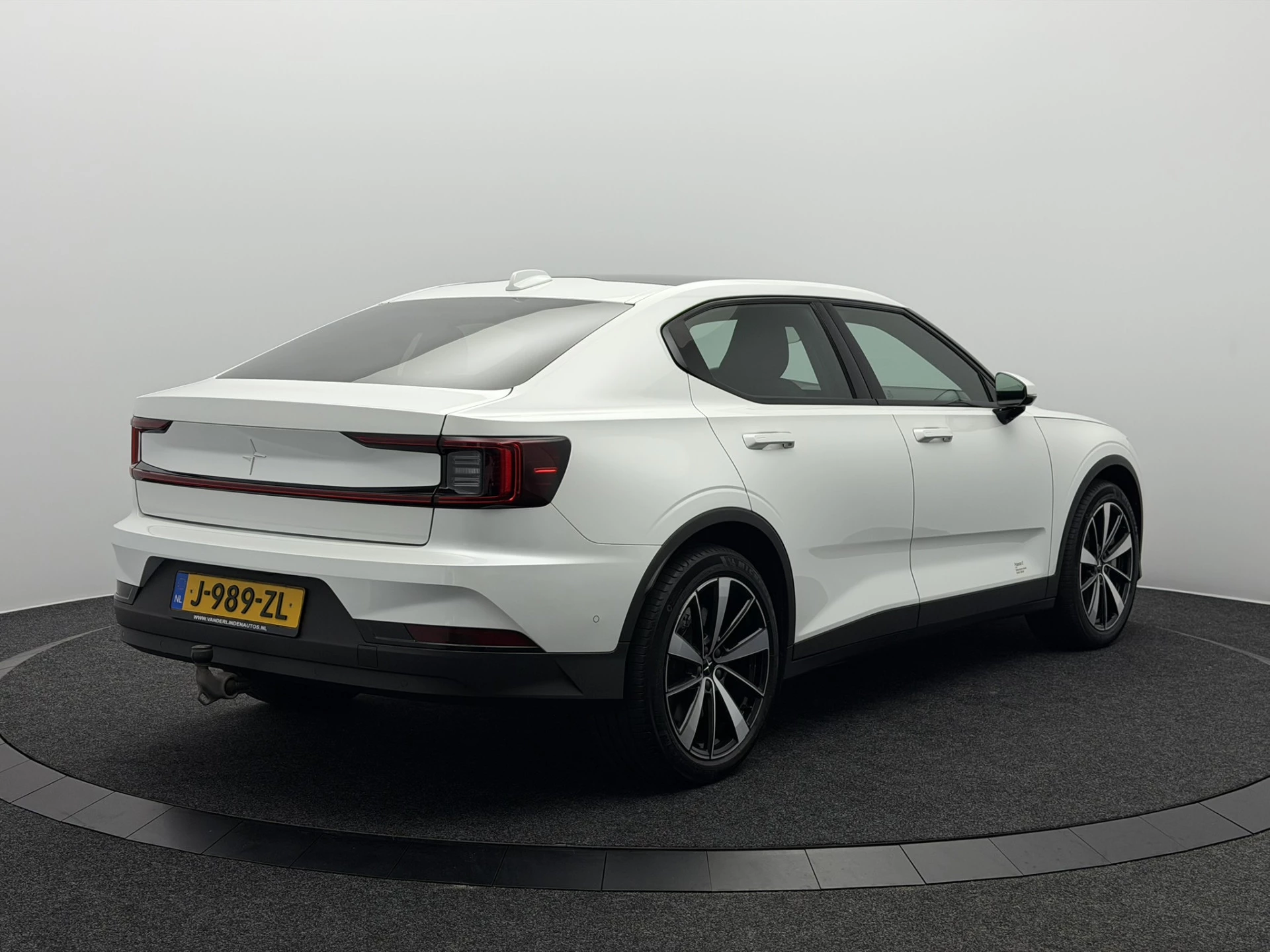 Hoofdafbeelding Polestar 2